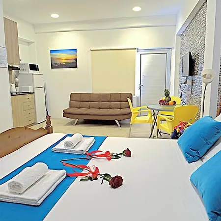 Pieris Apartment *