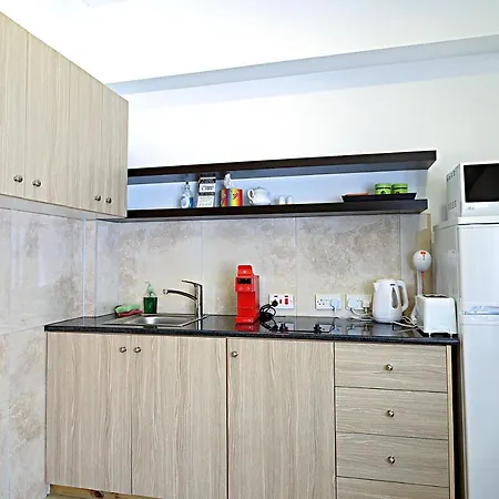 Apartment Pieris