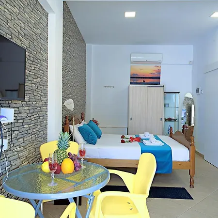 Apartment Pieris *